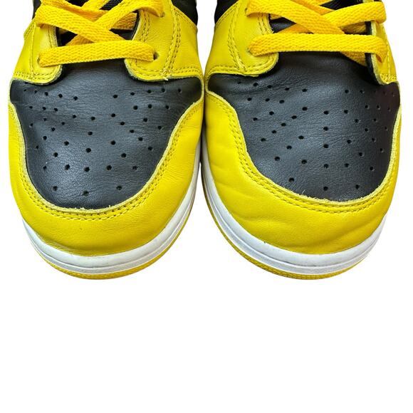 Nike Men\'s Dunk High SP Black/Varsity Maize Size 13 Iowa Hawkeyes (CZ8149-002)